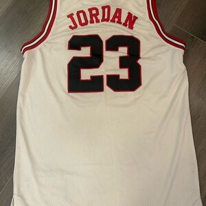 Michael Jordan Chicago Bulls Mitchell and Ness Hardwood Classics NBA Jersey